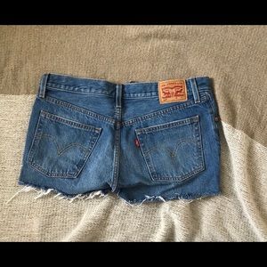 Button Fly Levi’s Denim Shorts